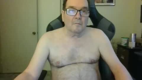 Snapshot of bink195234 chatting on 11/18/25, 05:28 Bink195234 online show from 11/18/25, 05:28