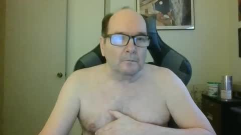 Snapshot of bink195234 chatting on 11/25/25, 06:52 Bink195234 online show from 11/25/25, 06:52