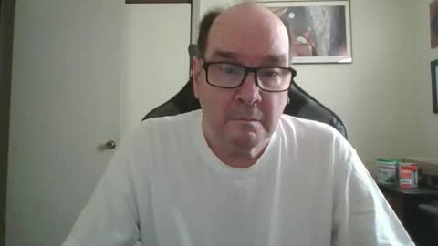 Snapshot of bink195234 chatting on 12/21/25, 07:10 Bink195234 online show from 12/21/25, 07:10