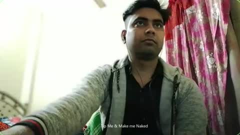 Snapshot of birbikrom104 chatting on 12/15/25, 12:20 birbikrom104 online show from 12/15/25, 12:20