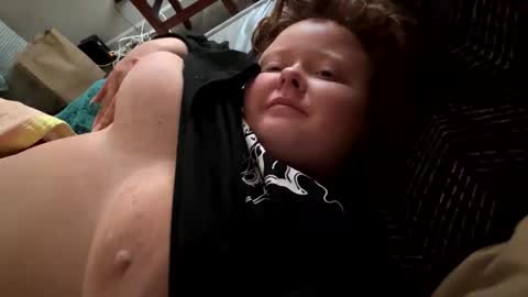 birdobihhh online show from 10/30/25, 02:18