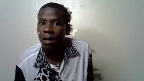 Snapshot of birigets chatting on 11/16/25, 07:58 birigets online show from 11/16/25, 07:58