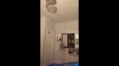 Snapshot of bisexualstoner392 chatting on 03/23/26, 06:28 BisexualStoner online show from 03/23/26, 06:28