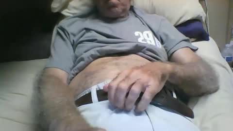 Snapshot of bisoutherner chatting on 04/25/26, 02:36 bisoutherner online show from 04/25/26, 02:36