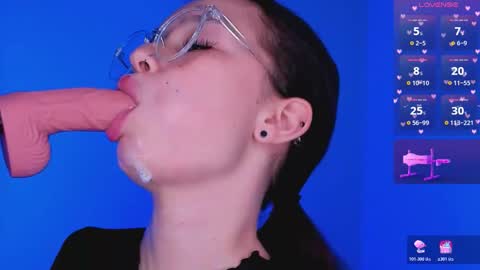 Diana online show from 11/08/25, 05:23