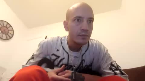 Bitmanizizizi online show from 11/11/25, 03:34