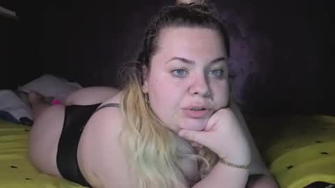 Snapshot of bixi256 chatting on 05/04/26, 06:26 BixiAdelle online show from 05/04/26, 06:26