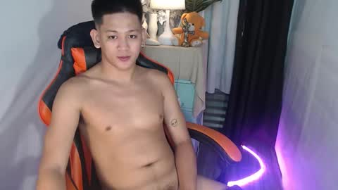 Snapshot of bj_alex31 chatting on 09/17/25, 07:04 alex online show from 09/17/25, 07:04