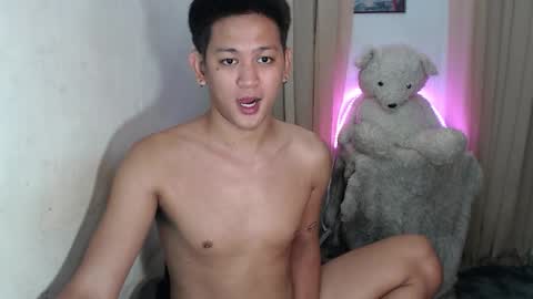 Snapshot of bj_alex31 chatting on 10/16/25, 06:31 alex online show from 10/16/25, 06:31