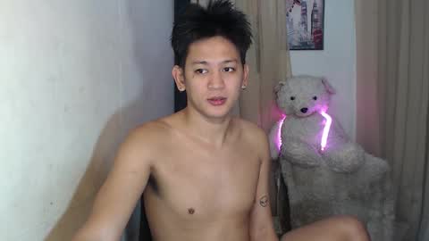 Snapshot of bj_alex31 chatting on 12/01/25, 08:47 alex online show from 12/01/25, 08:47