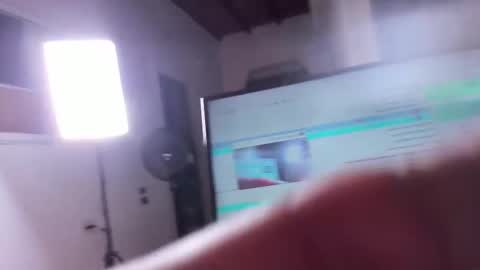 Snapshot of bjonr_haward chatting on 09/29/25, 11:31 Haward  online show from 09/29/25, 11:31