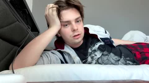 bkennedy829 online show from 02/08/26, 04:32