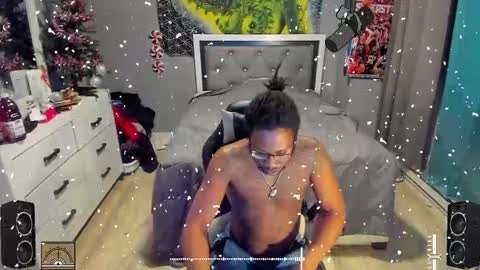 Snapshot of blaccanalmatters chatting on 12/24/24, 11:11 Plant Base Streamers From Pennsylvania online show from 12/24/24, 11:11