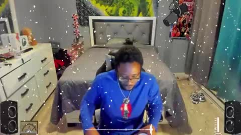 Snapshot of blaccanalmatters chatting on 12/25/24, 11:31 Plant Base Streamers From Pennsylvania online show from 12/25/24, 11:31