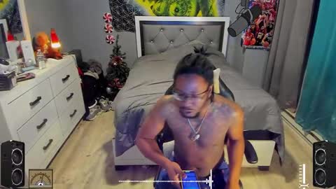 Snapshot of blaccanalmatters chatting on 01/03/25, 12:11 Plant Base Streamers From Pennsylvania online show from 01/03/25, 12:11