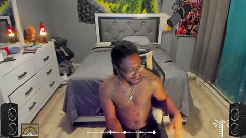 Snapshot of blaccanalmatters chatting on 01/14/25, 11:27 Plant Base Streamers From Pennsylvania online show from 01/14/25, 11:27