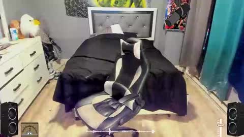 Snapshot of blaccanalmatters chatting on 01/24/25, 11:56 Plant Base Streamers From Pennsylvania online show from 01/24/25, 11:56