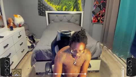 Snapshot of blaccanalmatters chatting on 01/26/25, 12:05 Plant Base Streamers From Pennsylvania online show from 01/26/25, 12:05