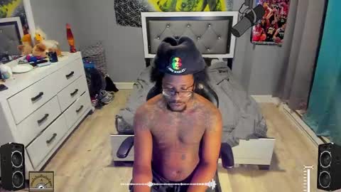 Snapshot of blaccanalmatters chatting on 02/11/25, 11:44 Plant Base Streamers From Pennsylvania online show from 02/11/25, 11:44