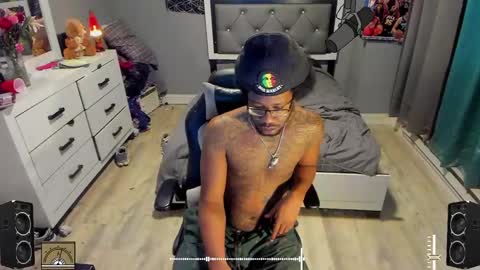 Snapshot of blaccanalmatters chatting on 02/23/25, 11:47 Plant Base Streamers From Pennsylvania online show from 02/23/25, 11:47