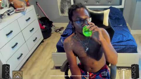 Snapshot of blaccanalmatters chatting on 09/09/25, 10:09 Plant Base Streamers From Pennsylvania online show from 09/09/25, 10:09