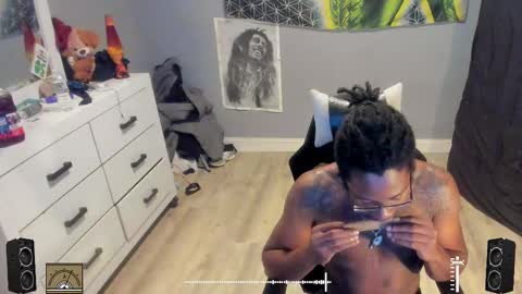 Snapshot of blaccanalmatters chatting on 09/25/25, 11:19 Plant Base Streamers From Pennsylvania online show from 09/25/25, 11:19