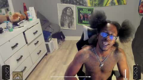 Snapshot of blaccanalmatters chatting on 10/23/25, 12:21 Plant Base Streamers From Pennsylvania online show from 10/23/25, 12:21