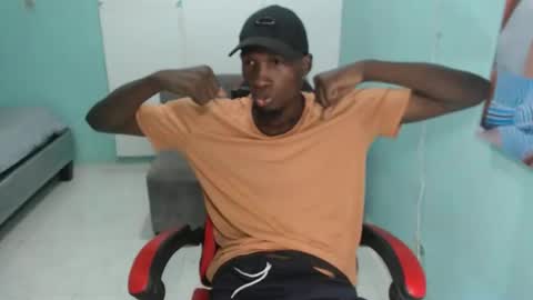 maquina online show from 11/14/25, 09:46