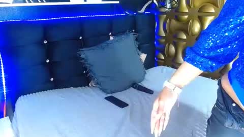 Ambar online show from 12/31/24, 03:12