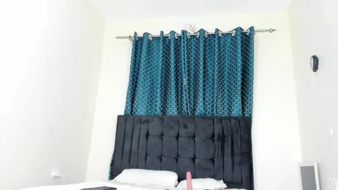 black_beautyxxx online show from 05/14/26, 08:43