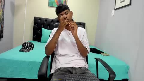 Snapshot of black_boy_22cm chatting on 03/01/25, 06:24 boy online show from 03/01/25, 06:24