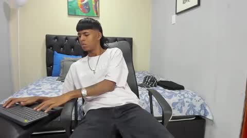 Snapshot of black_boy_22cm chatting on 03/07/25, 01:42 boy online show from 03/07/25, 01:42