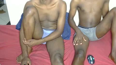 Snapshot of black_chocolate2 chatting on 09/13/25, 10:48 meddy n amaddy online show from 09/13/25, 10:48