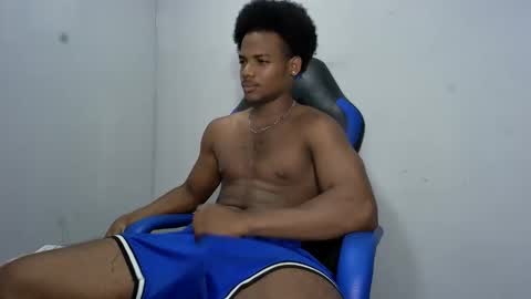 Snapshot of black_dicck chatting on 05/14/26, 08:15 tu morenito online show from 05/14/26, 08:15