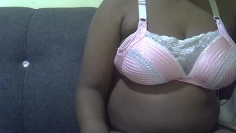 Snapshot of black_goddess26 chatting on 05/22/26, 01:39 black_goddess26 online show from 05/22/26, 01:39