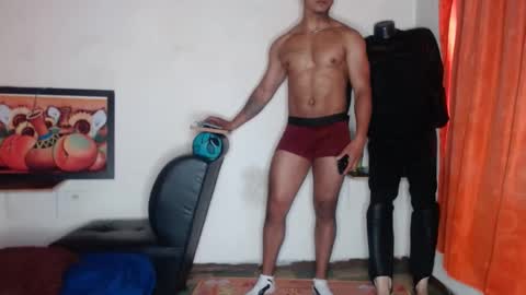 Snapshot of black_hot26 chatting on 02/14/25, 03:05 black_hot26 online show from 02/14/25, 03:05