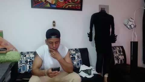 Snapshot of black_hot26 chatting on 09/21/25, 02:29 black_hot26 online show from 09/21/25, 02:29