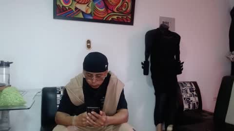 Snapshot of black_hot26 chatting on 10/19/25, 01:45 black_hot26 online show from 10/19/25, 01:45