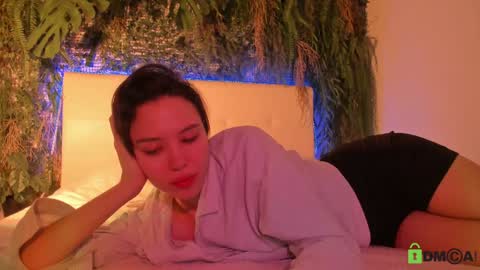 Jenny online show from 01/23/25, 01:13