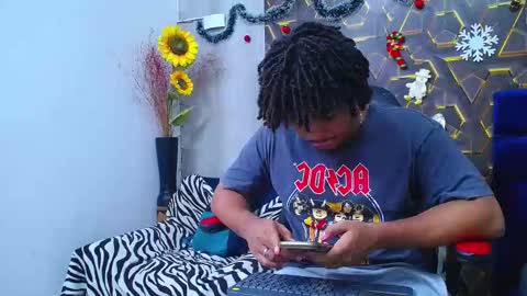 black_king_241 online show from 12/16/25, 12:37