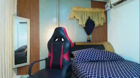 black_king_241 online show from 02/18/26, 03:02