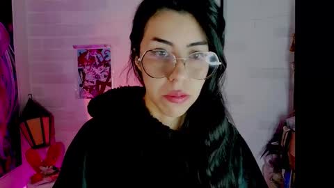 Snapshot of black_lady_05 chatting on 02/09/26, 04:27 millie online show from 02/09/26, 04:27