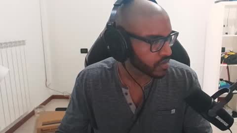 Snapshot of black_lollipop chatting on 03/09/26, 10:08 Master online show from 03/09/26, 10:08