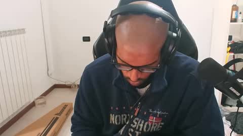 Snapshot of black_lollipop chatting on 03/22/26, 02:09 Master online show from 03/22/26, 02:09