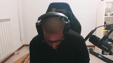 Snapshot of black_lollipop chatting on 03/26/26, 03:39 Master online show from 03/26/26, 03:39