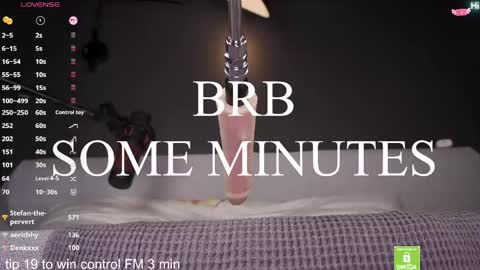 Snapshot of black_n_wh1te chatting on 04/21/26, 02:51 black_n_wh1te online show from 04/21/26, 02:51