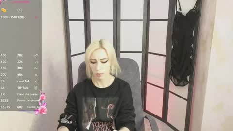 Snapshot of black_orchides chatting on 05/01/26, 08:30 Emily online show from 05/01/26, 08:30