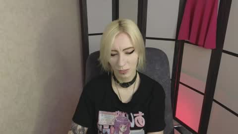 Snapshot of black_orchides chatting on 06/03/26, 08:39 Emily online show from 06/03/26, 08:39
