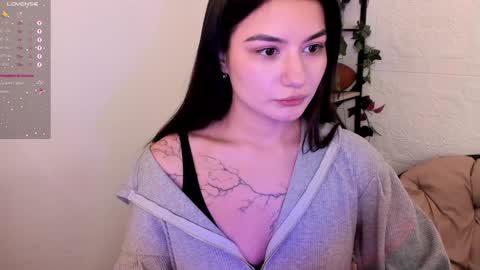 Mon Mon online show from 01/04/25, 08:28