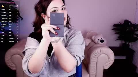 Mon Mon online show from 02/25/26, 02:43